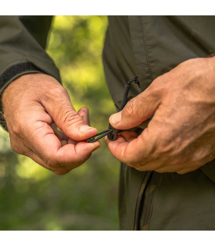 Avid Carp Revolve Waterproof Suit