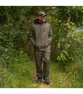 Avid Carp Revolve Waterproof Suit