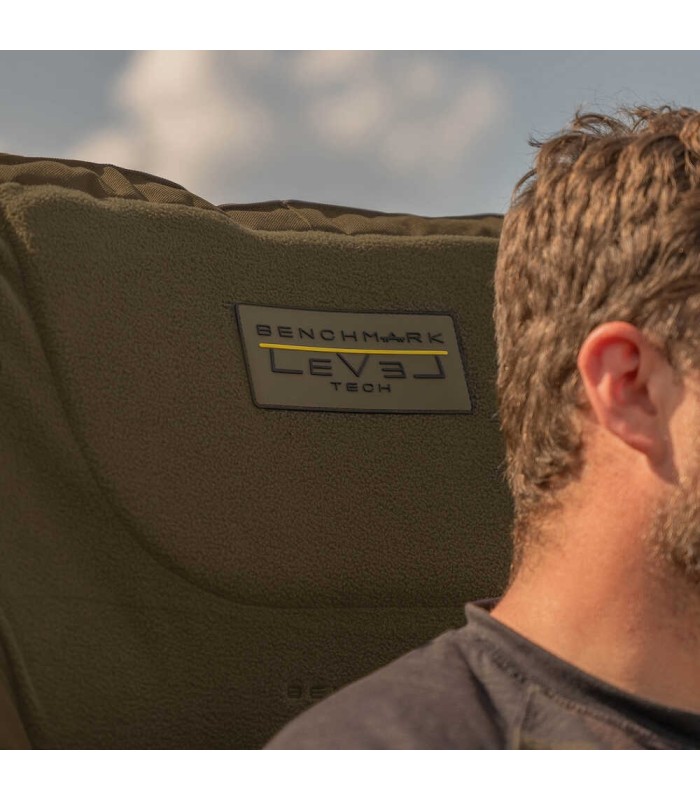 Avid Benchmark Level Tech Hi-Back Reclainer