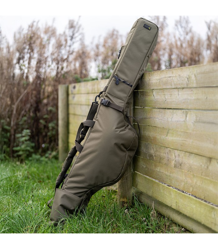 Avid RVS 10ft Retractable 3-Rod Bag