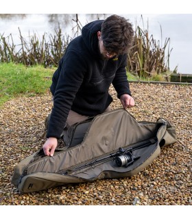 Avid RVS 10ft Retractable 3-Rod Bag