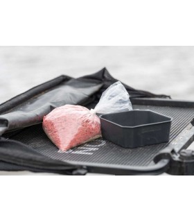 Preston 2 Pint Maggot Riddle